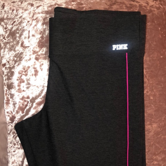PINK Victoria's Secret Pants - PINK yoga leggings
